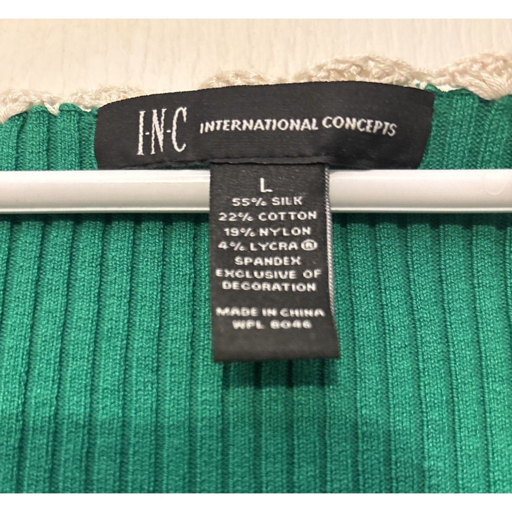INC International Concepts Green Short Sleeve Scoop Neck  Fitted Shirt Size L - Picture 2 of 4